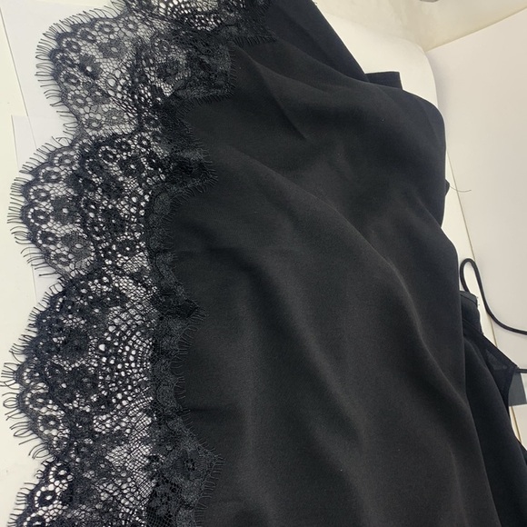 ARMANI EXCHANGE off shoulder Sleeve Dress size 6 Black color with lace - Picture 9 of 13